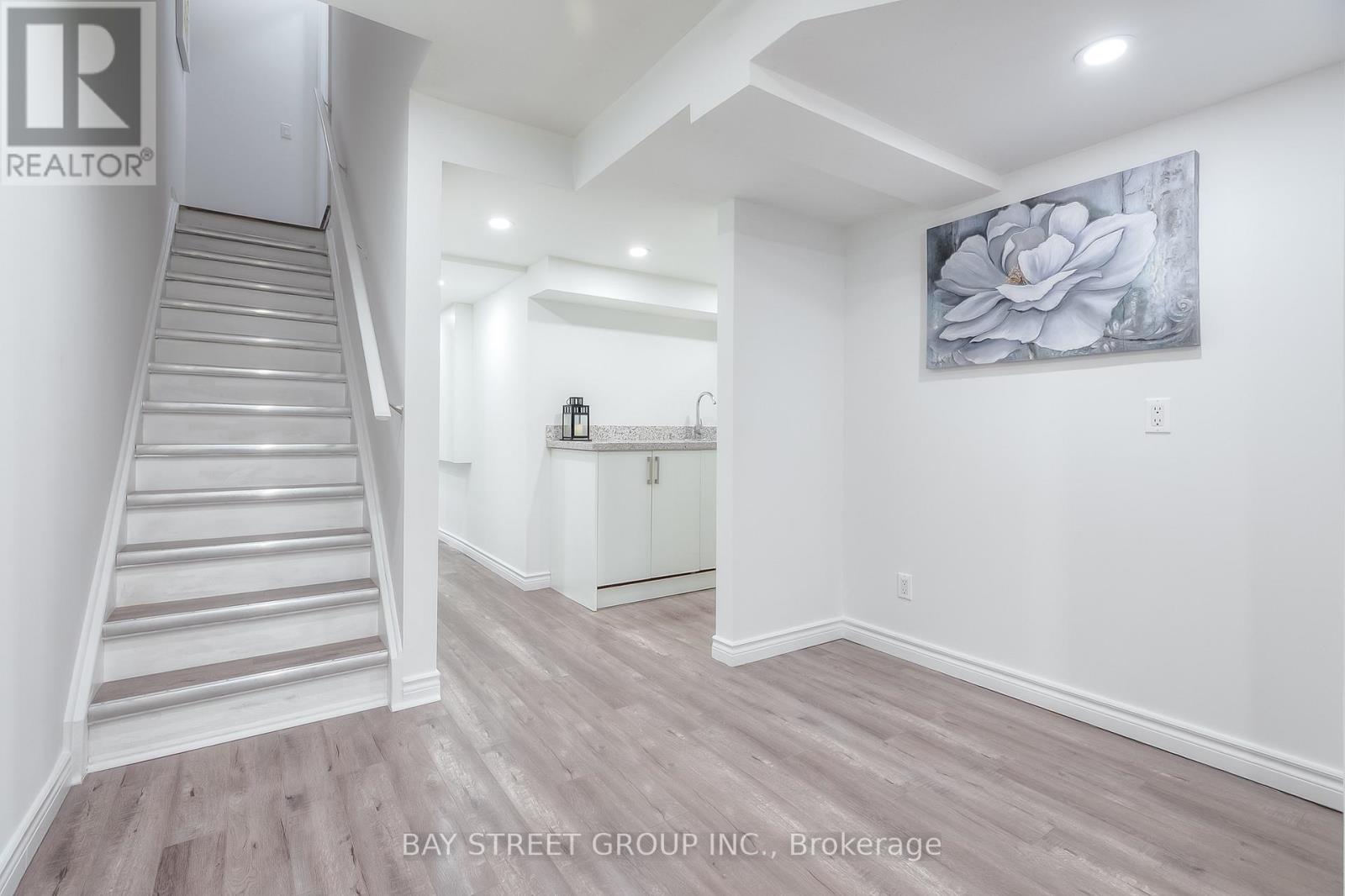 70 Salterton Circle, Vaughan, Ontario  L6A 4Z2 - Photo 42 - N12785654