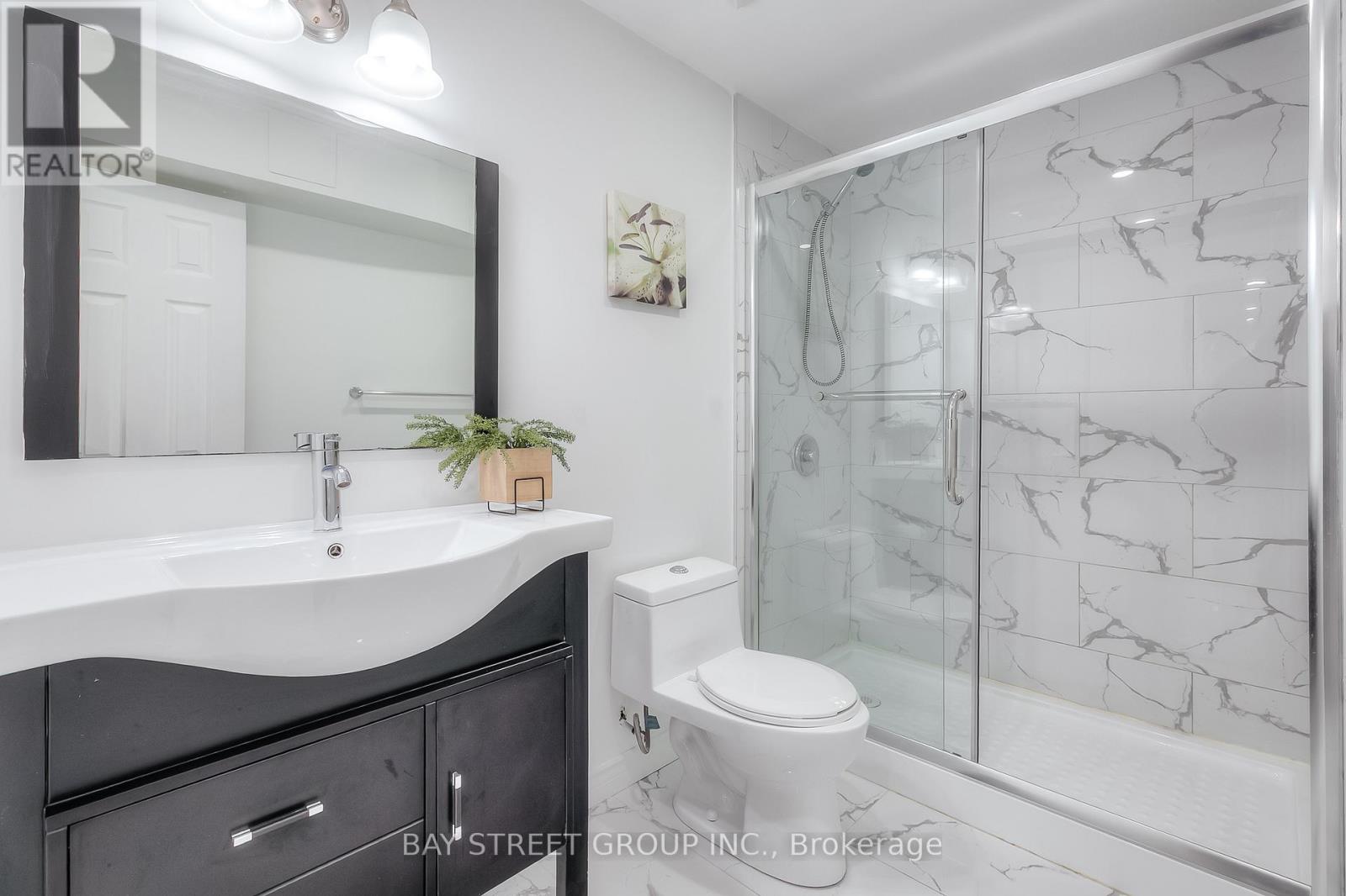 70 Salterton Circle, Vaughan, Ontario  L6A 4Z2 - Photo 44 - N12785654