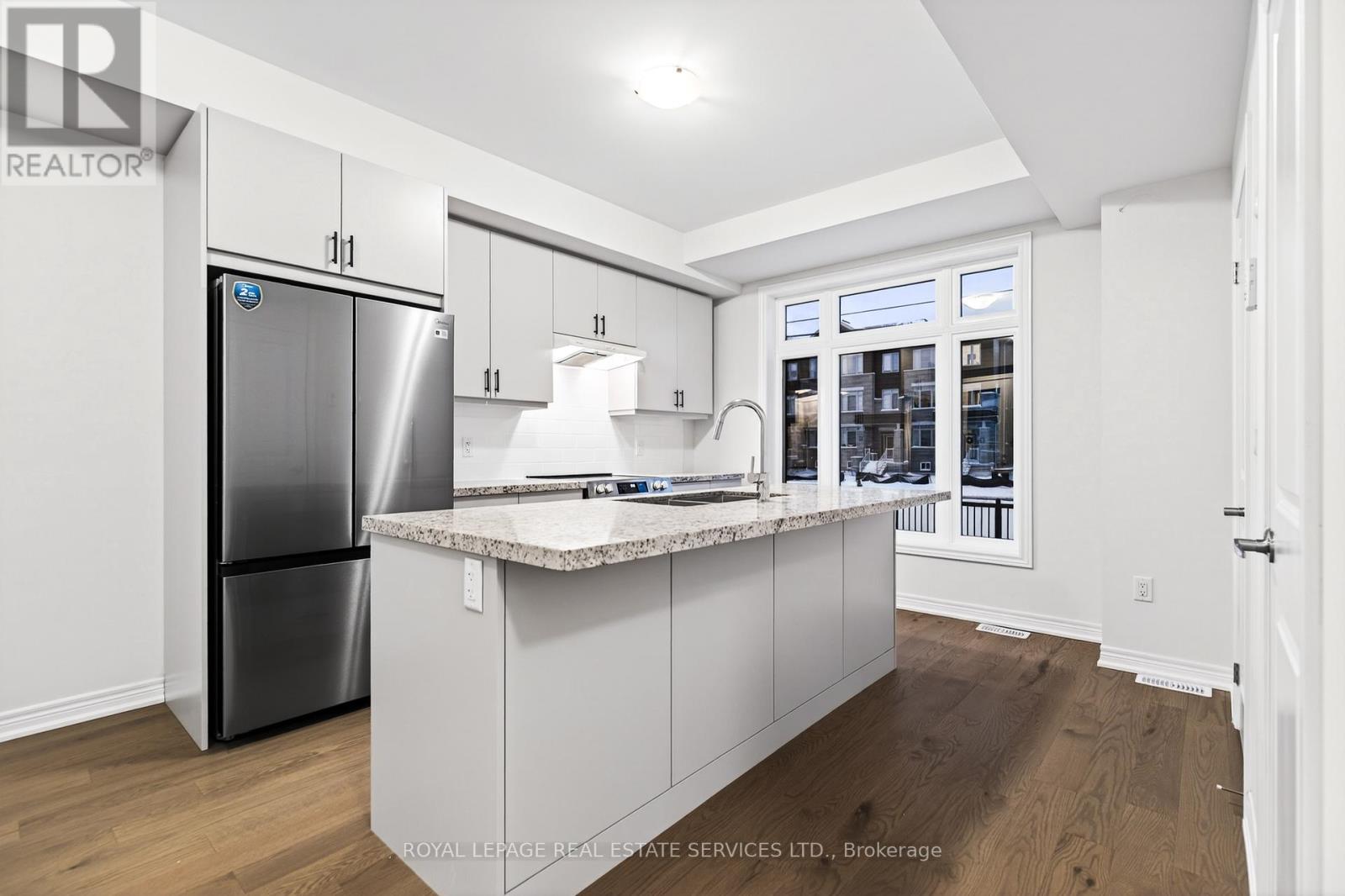 Unit 2 - 3205 Sixth Line, Oakville, Ontario  L6H 0V8 - Photo 6 - W12785616