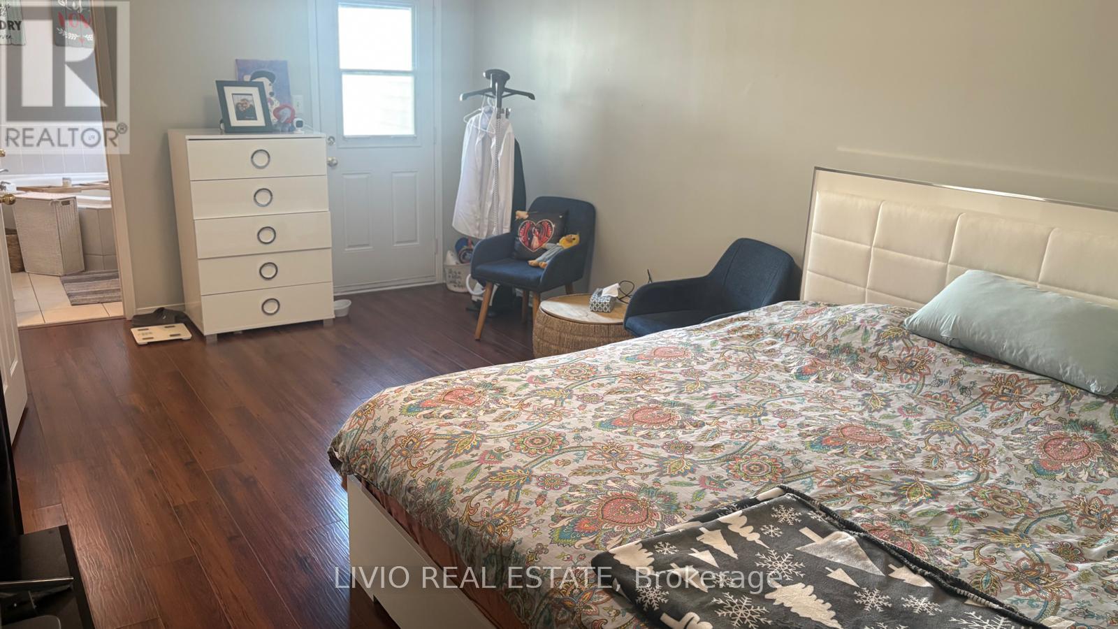 91 Odoardo Di Santo Circle, Toronto, Ontario  M3L 0C4 - Photo 13 - W12785622