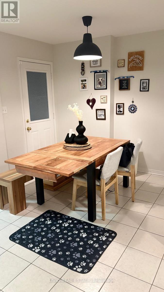 91 Odoardo Di Santo Circle, Toronto, Ontario  M3L 0C4 - Photo 4 - W12785622