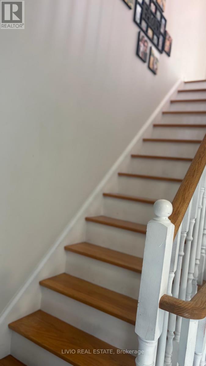 91 Odoardo Di Santo Circle, Toronto, Ontario  M3L 0C4 - Photo 6 - W12785622