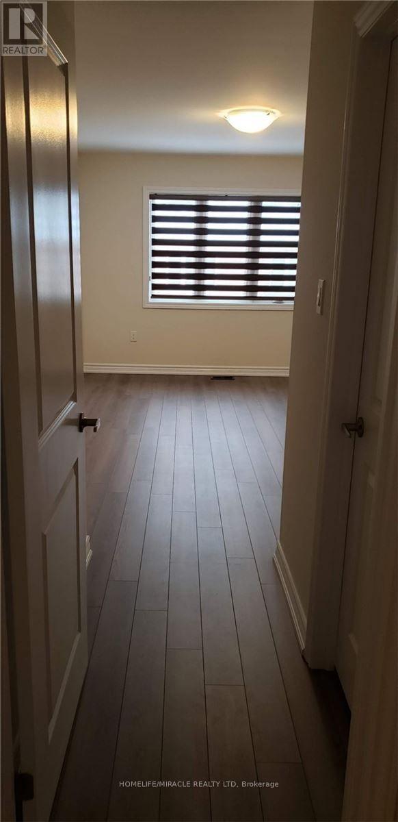 48 Frenchpark Circle, Brampton, Ontario  L6X 0Y6 - Photo 9 - W12785652