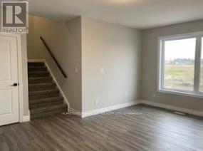 163 Otterbein Road, Kitchener, Ontario  N2B 0A8 - Photo 12 - X12785620