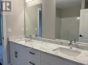 163 Otterbein Road, Kitchener, Ontario  N2B 0A8 - Photo 15 - X12785620