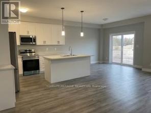 163 Otterbein Road, Kitchener, Ontario  N2B 0A8 - Photo 2 - X12785620