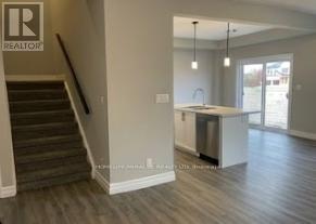 163 Otterbein Road, Kitchener, Ontario  N2B 0A8 - Photo 6 - X12785620