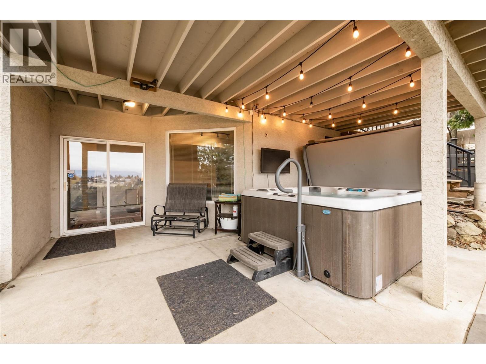 2063 Horizon Drive, West Kelowna, British Columbia  V1Z 3N4 - Photo 32 - 10374222