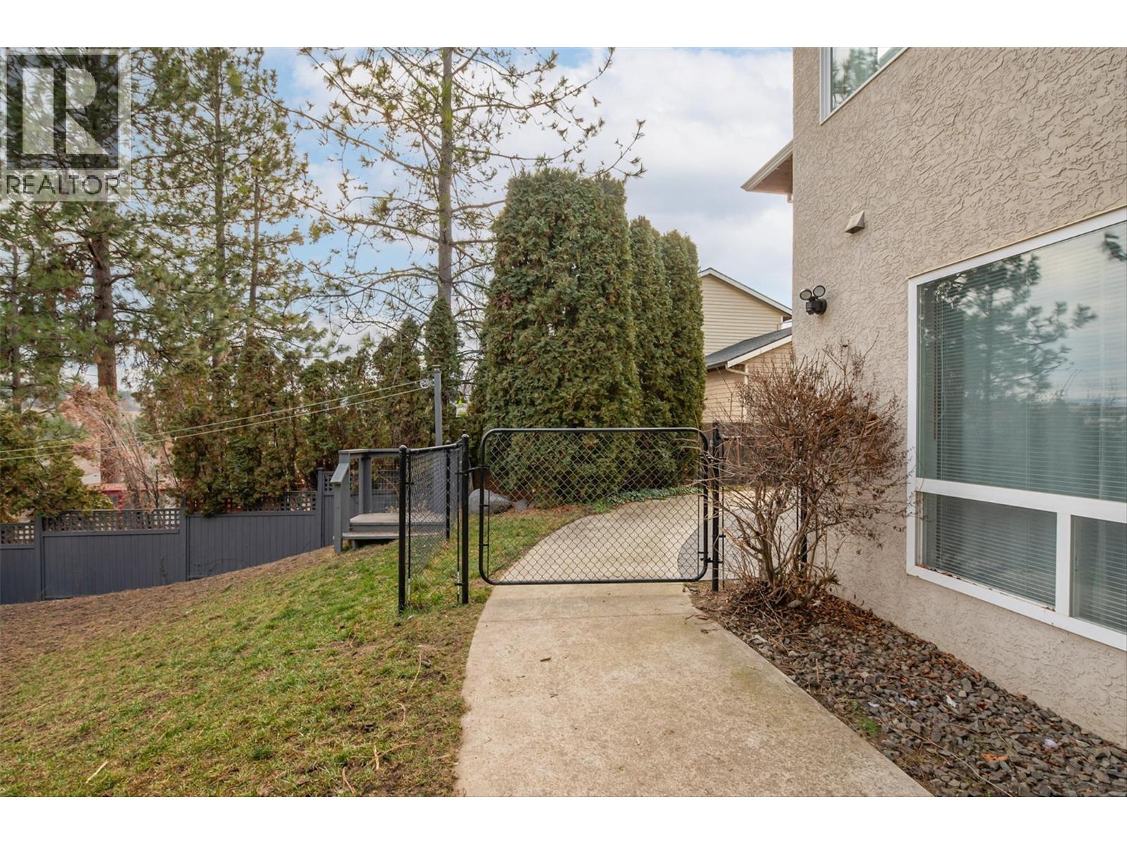 2063 Horizon Drive, West Kelowna, British Columbia  V1Z 3N4 - Photo 33 - 10374222