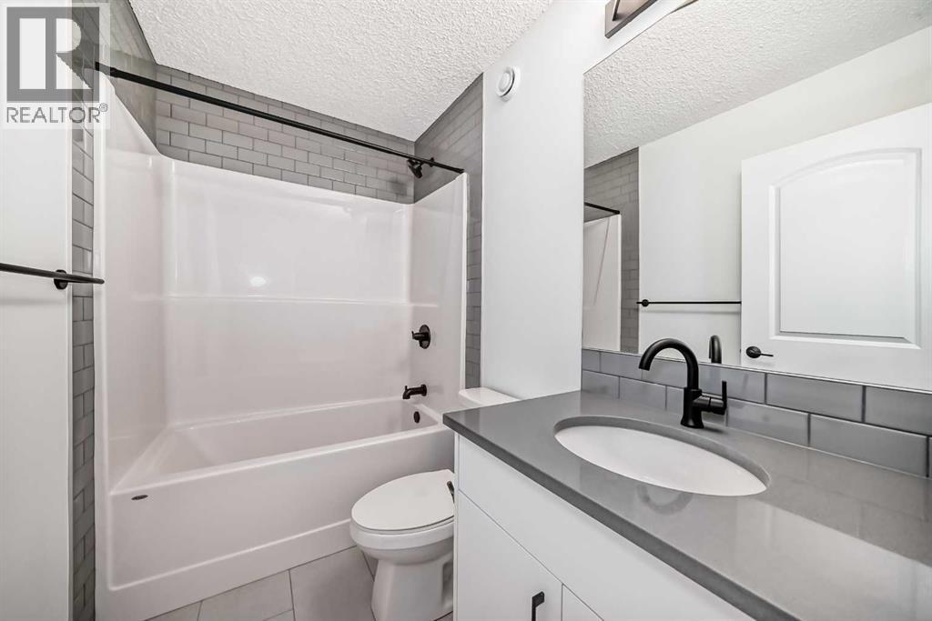 21258 Sheriff King Street Sw, Calgary, Alberta  T2X 5M6 - Photo 36 - A2284436