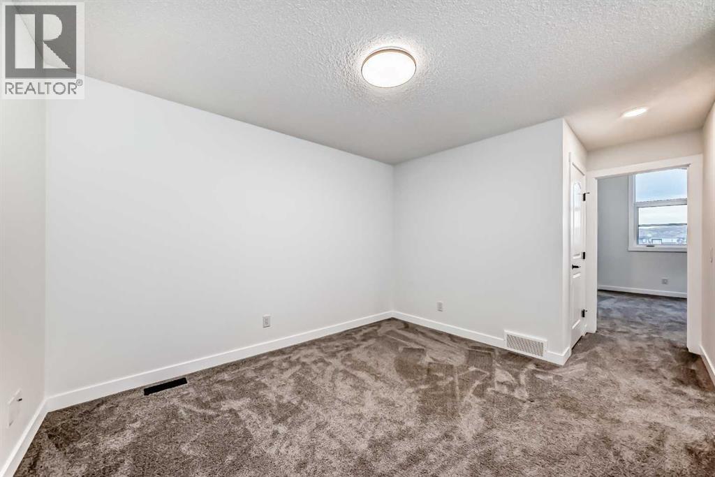 21258 Sheriff King Street Sw, Calgary, Alberta  T2X 5M6 - Photo 38 - A2284436