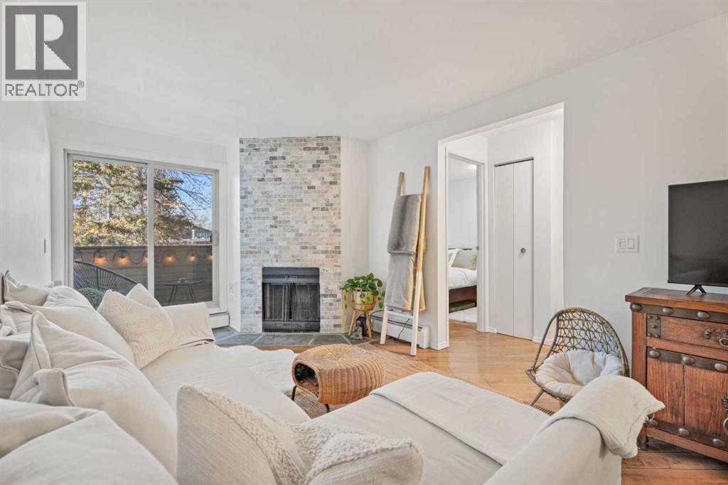 207, 2218 30 Street Sw, Calgary, Alberta  T3E 2L8 - Photo 3 - A2283742