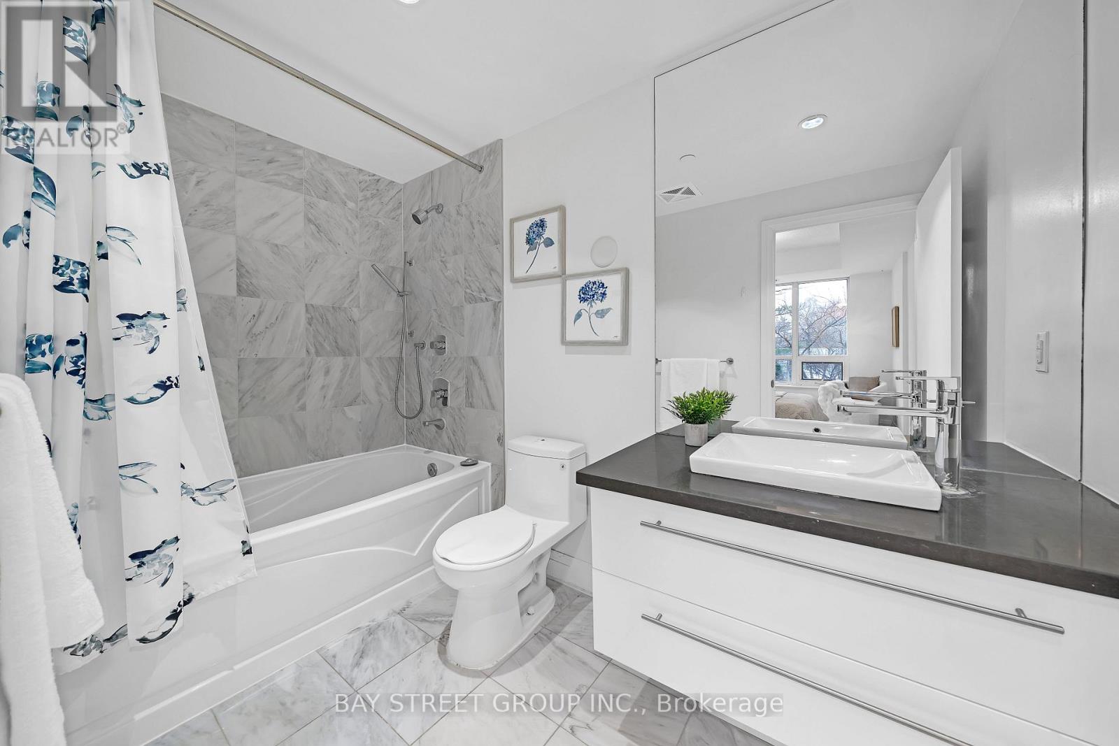 225 - 399 Spring Garden Avenue, Toronto, Ontario  M2N 3H6 - Photo 15 - C12785682