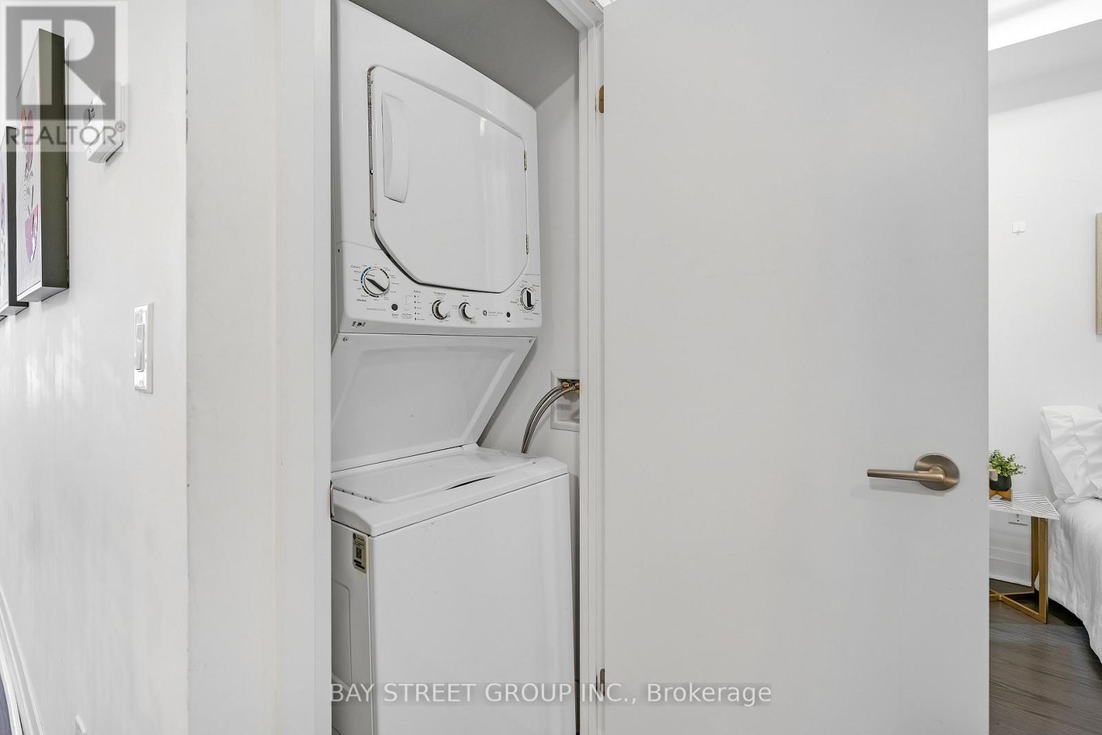 225 - 399 Spring Garden Avenue, Toronto, Ontario  M2N 3H6 - Photo 18 - C12785682