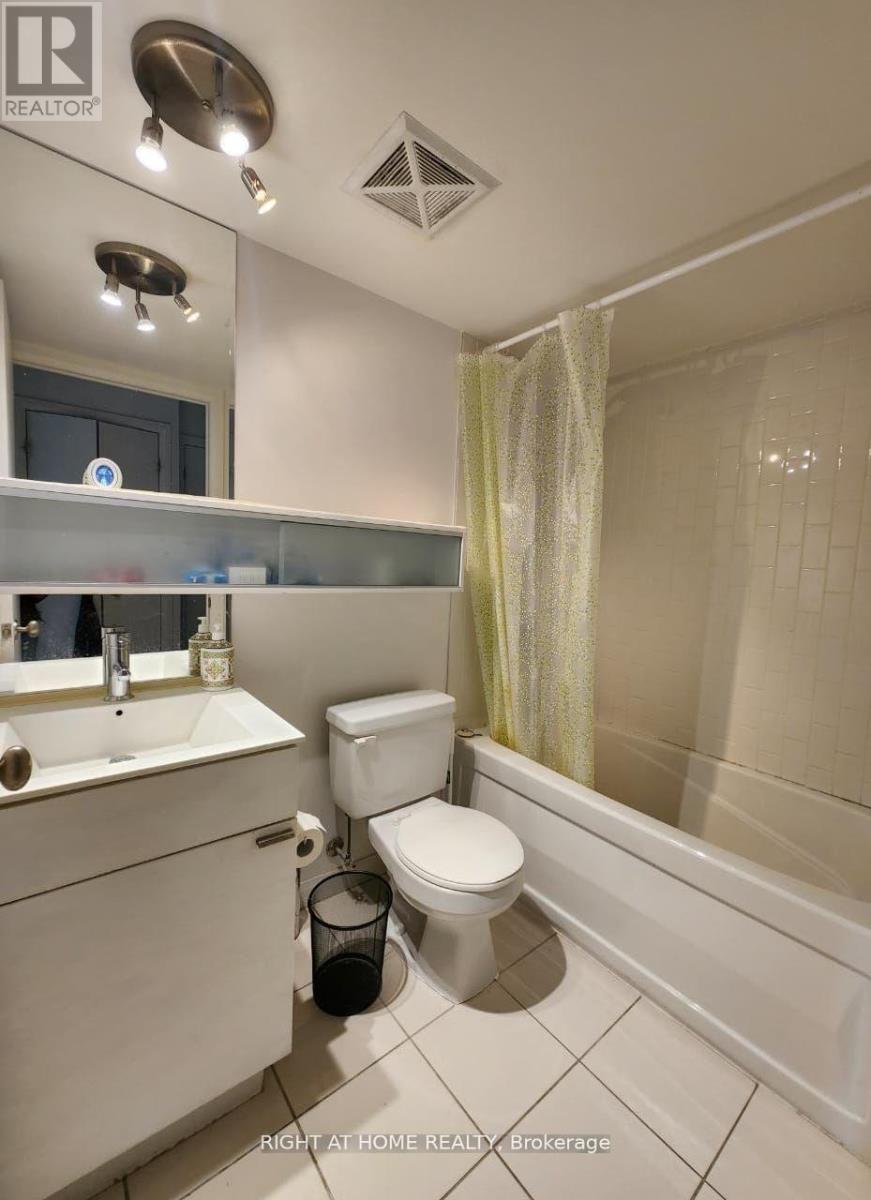 928 - 111 Elizabeth Street, Toronto, Ontario  M5G 1P7 - Photo 5 - C12785700