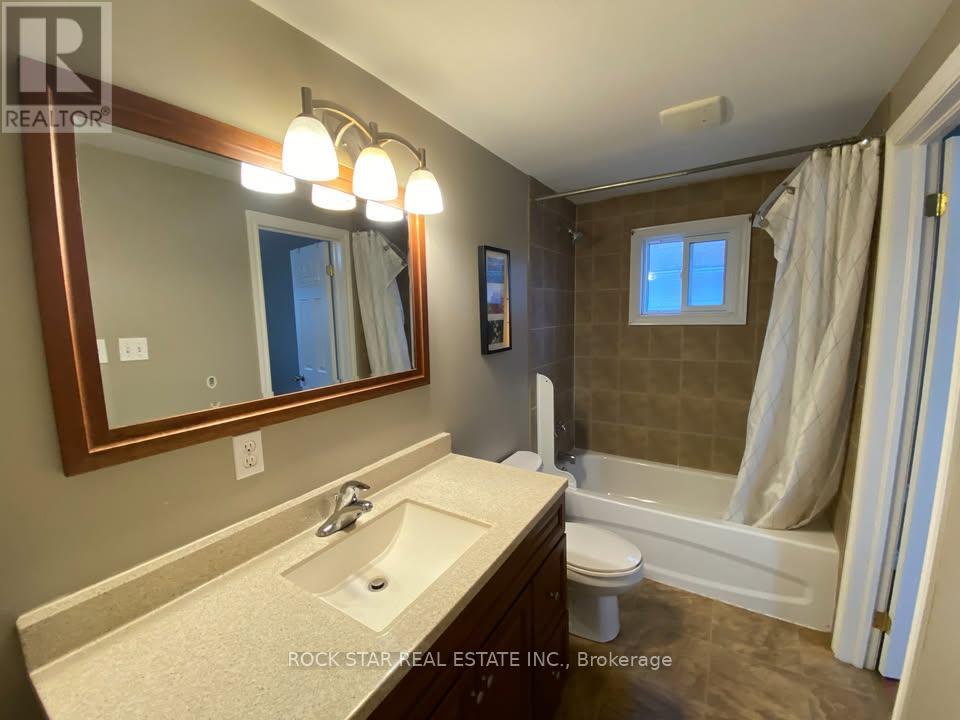 62 Corbett Drive, Barrie, Ontario  L4M 5V2 - Photo 16 - S12785662