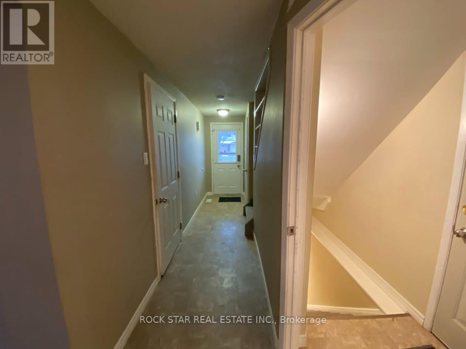 62 Corbett Drive, Barrie, Ontario  L4M 5V2 - Photo 19 - S12785662