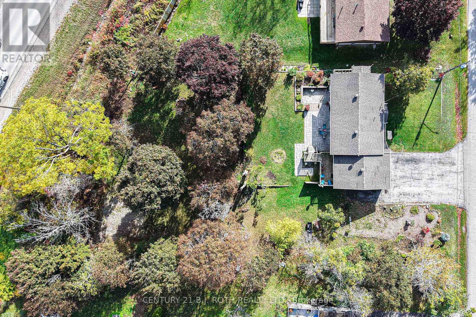 16 First Street, Orillia, Ontario  L3V 4A9 - Photo 4 - S12785676