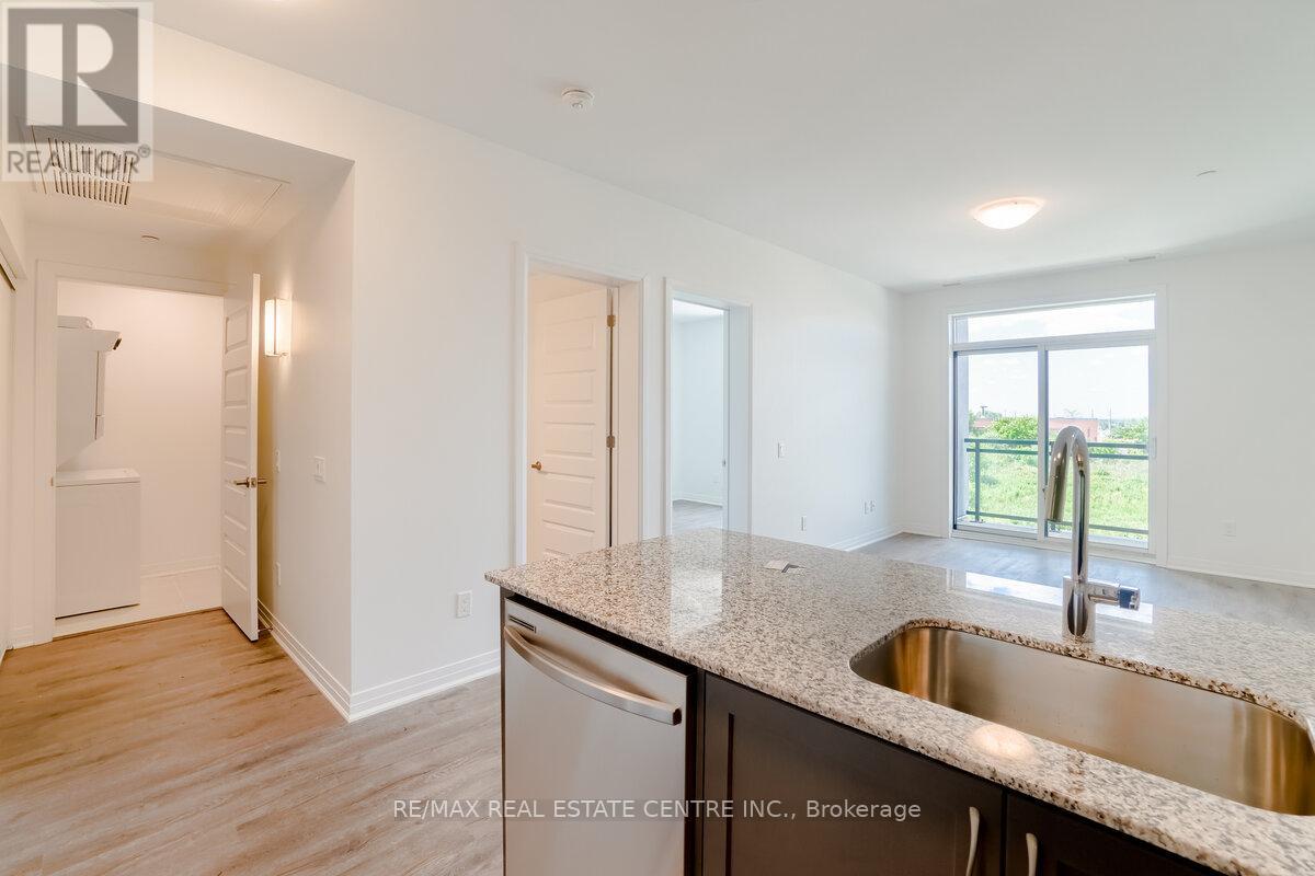 119 - 95 Dundas Street W, Oakville, Ontario  L6M 5N4 - Photo 11 - W12785668