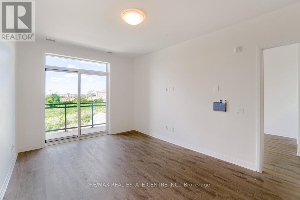 119 - 95 Dundas Street W, Oakville, Ontario  L6M 5N4 - Photo 13 - W12785668