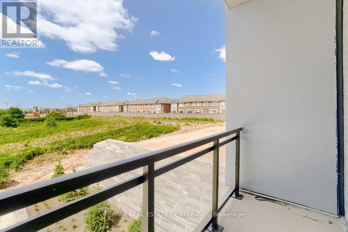 119 - 95 Dundas Street W, Oakville, Ontario  L6M 5N4 - Photo 14 - W12785668