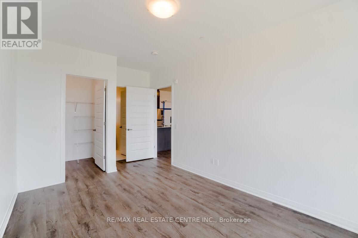 119 - 95 Dundas Street W, Oakville, Ontario  L6M 5N4 - Photo 17 - W12785668