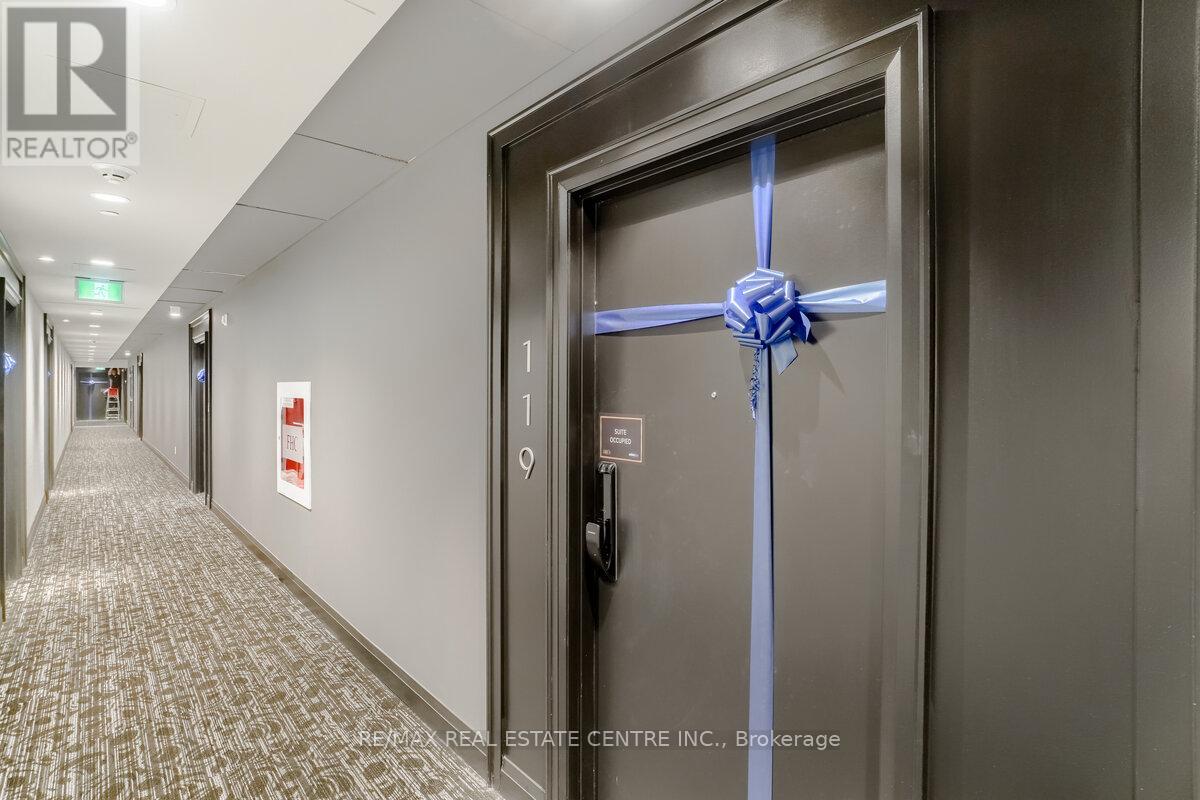 119 - 95 Dundas Street W, Oakville, Ontario  L6M 5N4 - Photo 6 - W12785668