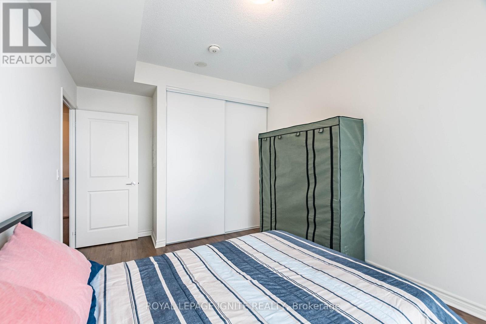 602 - 349 Rathburn Road W, Mississauga, Ontario  L5B 0G9 - Photo 12 - W12785678