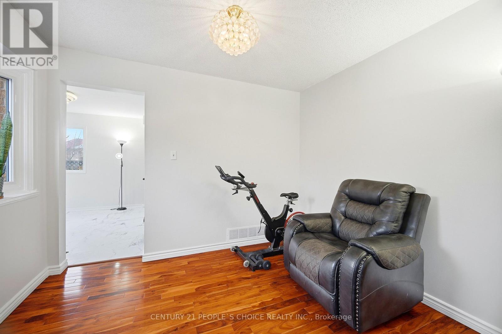 141 Havelock Drive, Brampton, Ontario  L6W 4E7 - Photo 12 - W12785706