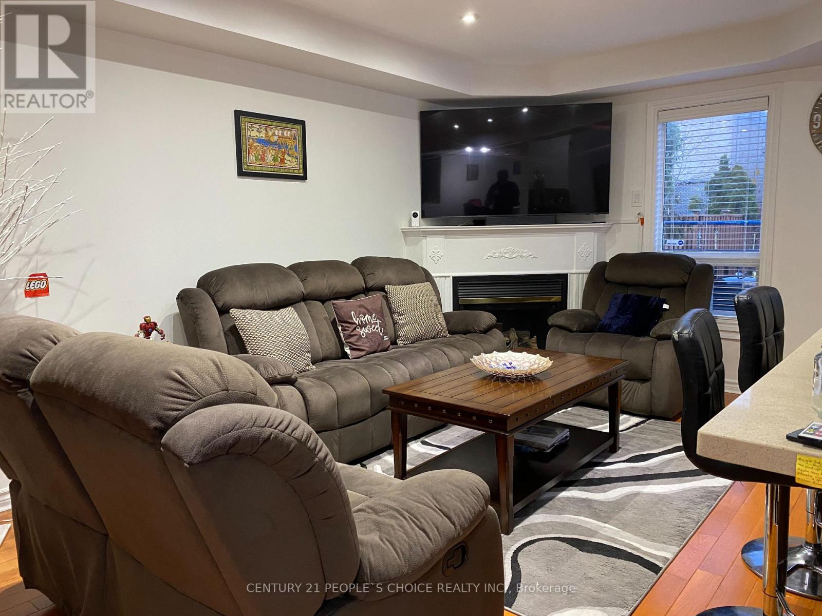 7128 Magistrate Terrace, Mississauga, Ontario  L5W 1E3 - Photo 10 - W12785714