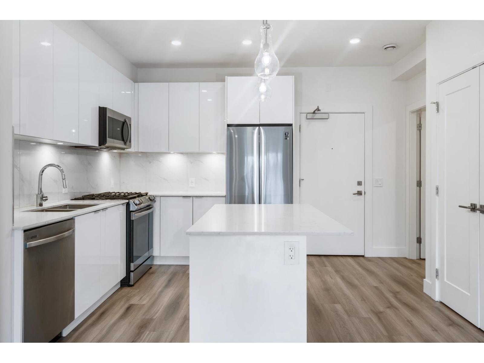 B310 8447 202 Avenue, Langley, British Columbia  V2Y 2B7 - Photo 6 - R3089412