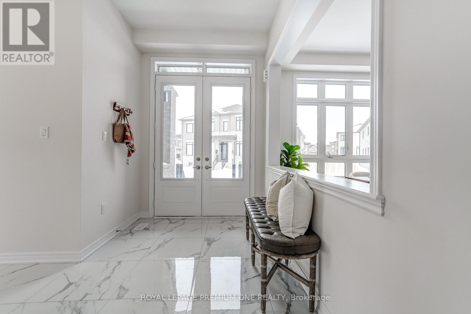 830 Apple Terrace, Milton, Ontario  L9T 7E7 - Photo 8 - W12590640