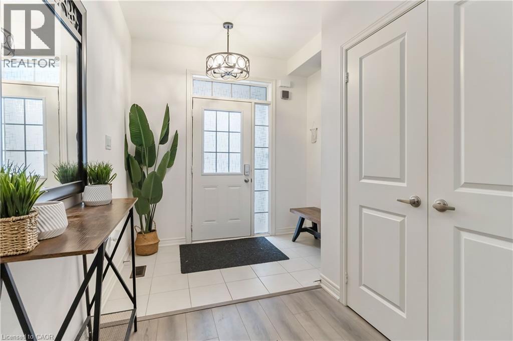 8 Lidstone Street, Cambridge, Ontario  N1T 0G4 - Photo 3 - 40804026