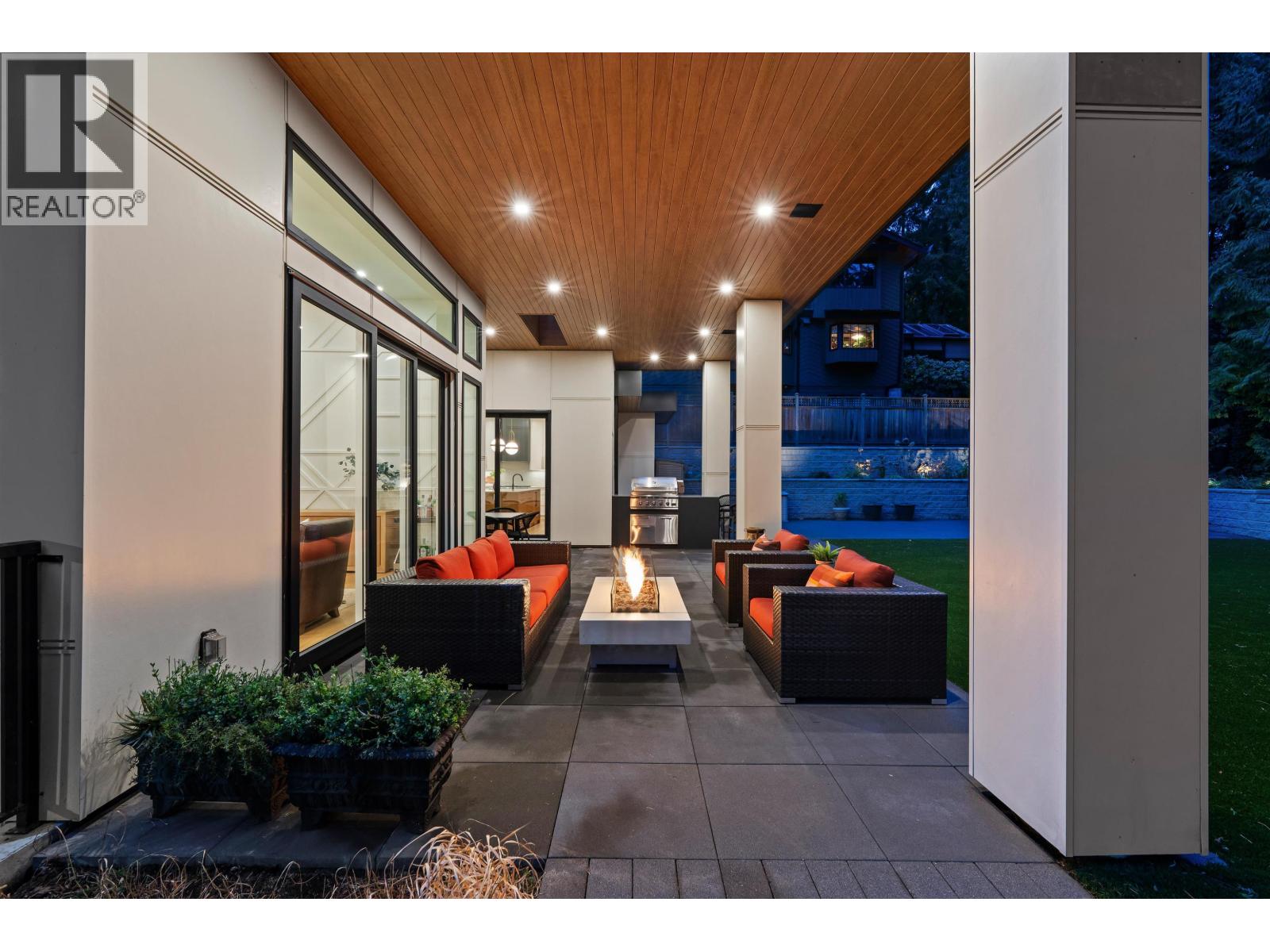 4528 Skyline Drive, North Vancouver, British Columbia  V7R 3H1 - Photo 32 - R3089495