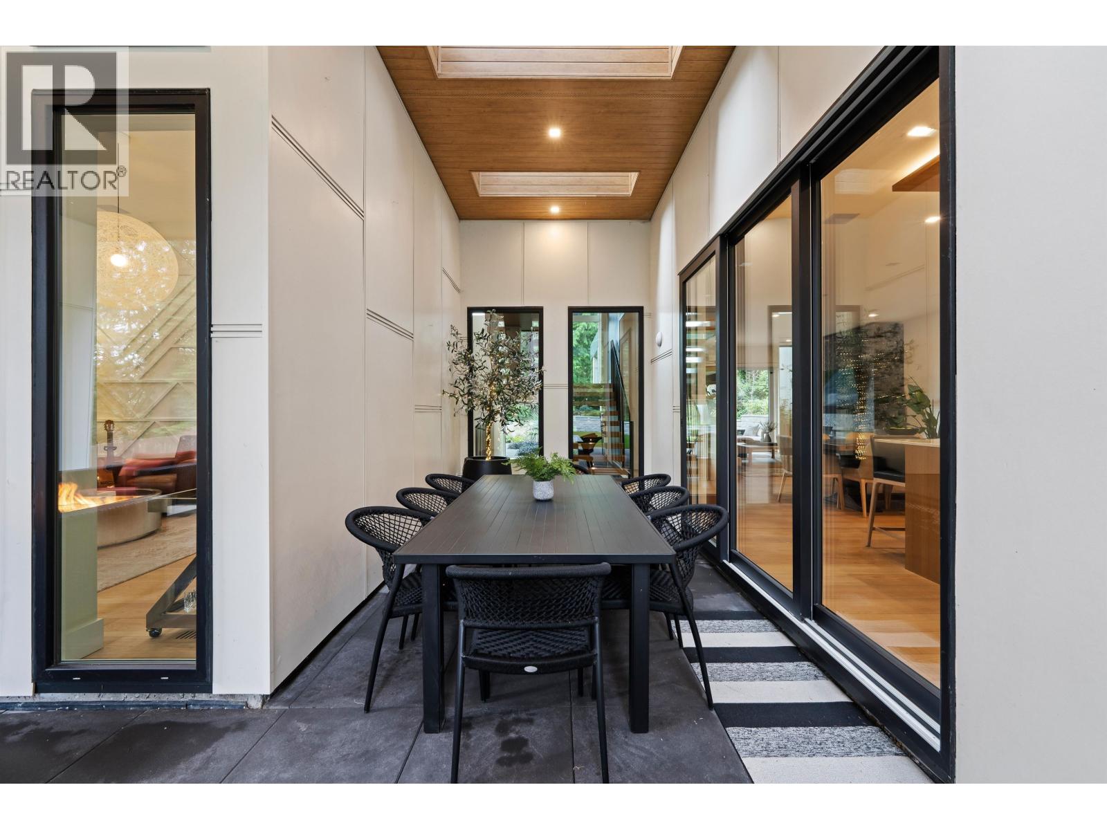 4528 Skyline Drive, North Vancouver, British Columbia  V7R 3H1 - Photo 31 - R3089495