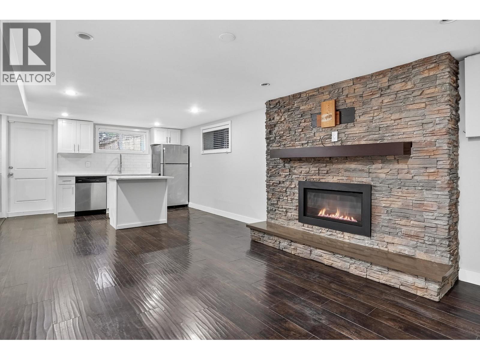 12106 214 Street, Maple Ridge, British Columbia  V2X 5E1 - Photo 21 - R3089559