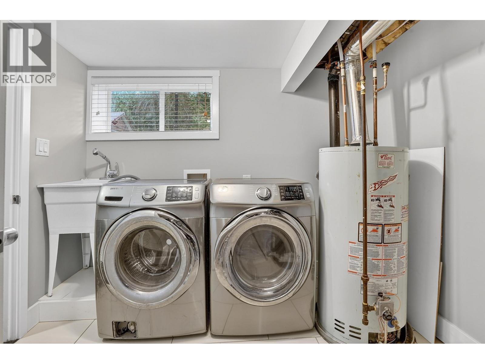 12106 214 Street, Maple Ridge, British Columbia  V2X 5E1 - Photo 17 - R3089559