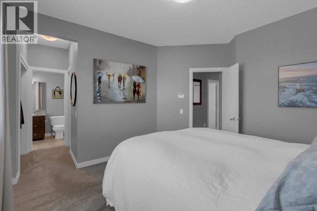 25 Drake Landing Boulevard, Okotoks, Alberta  T1S 0P8 - Photo 11 - A2283858