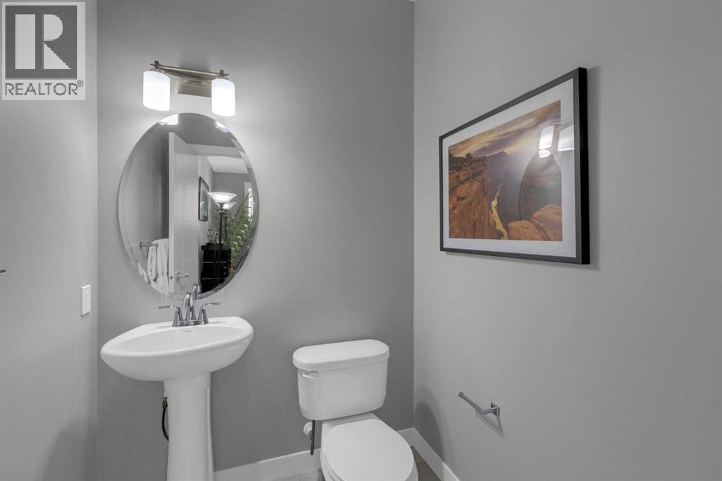 25 Drake Landing Boulevard, Okotoks, Alberta  T1S 0P8 - Photo 21 - A2283858