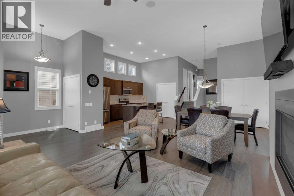 25 Drake Landing Boulevard, Okotoks, Alberta  T1S 0P8 - Photo 7 - A2283858