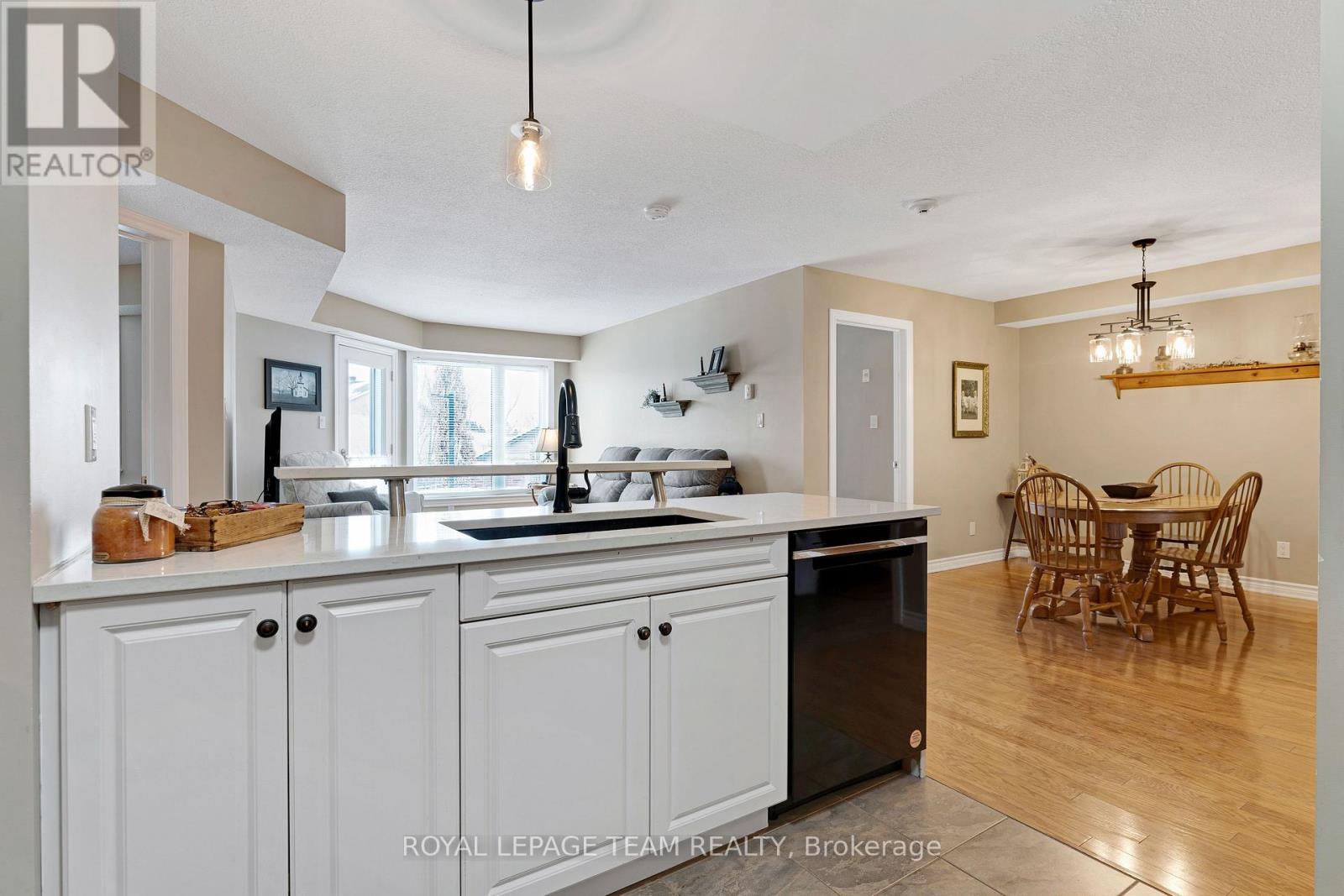 205 - 398 Van Buren Street, North Grenville, Ontario  K0G 1J0 - Photo 13 - X12785722