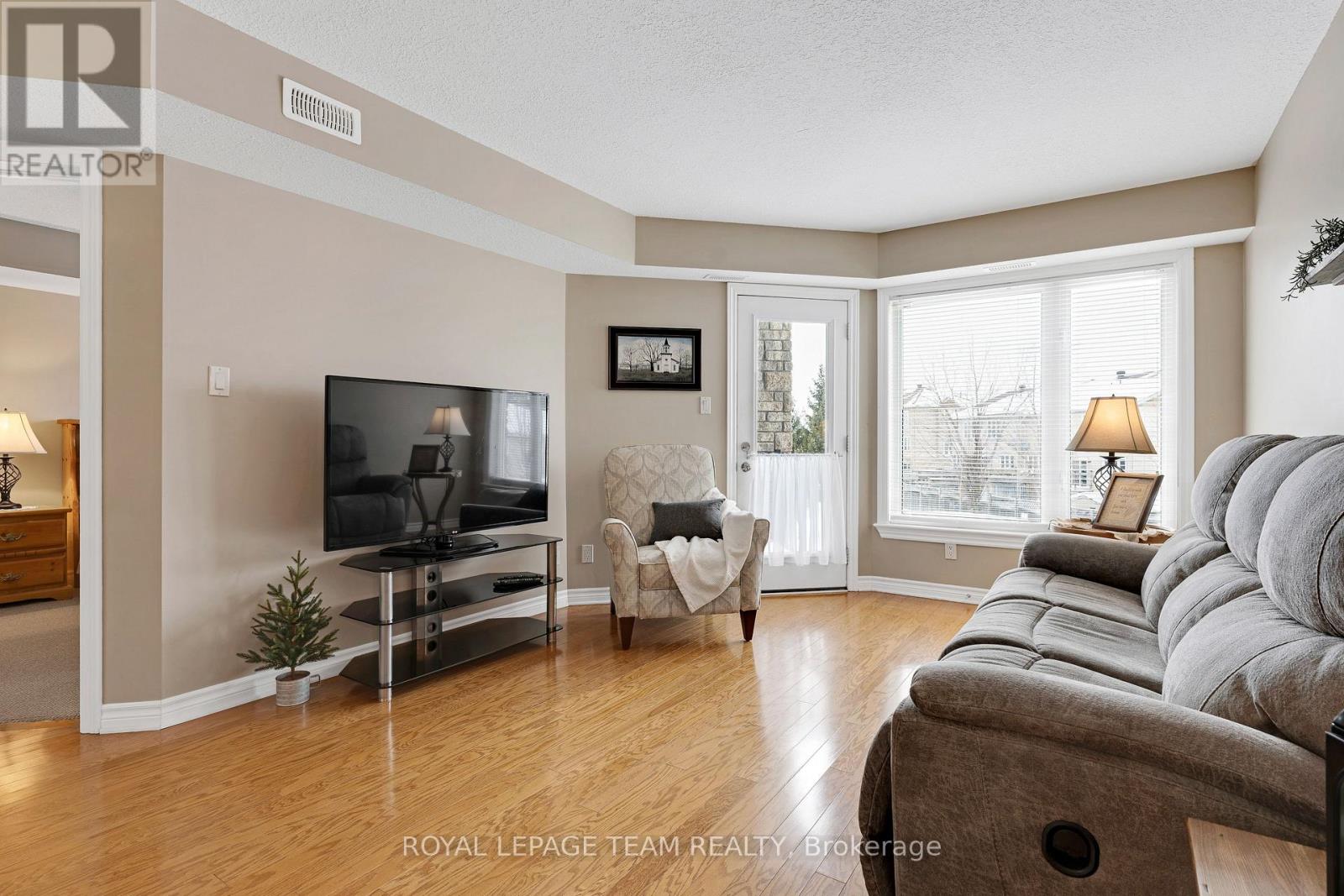 205 - 398 Van Buren Street, North Grenville, Ontario  K0G 1J0 - Photo 19 - X12785722