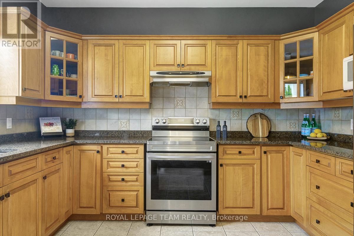 118 Oakfield Crescent, Ottawa, Ontario  K2J 5H6 - Photo 19 - X12785724