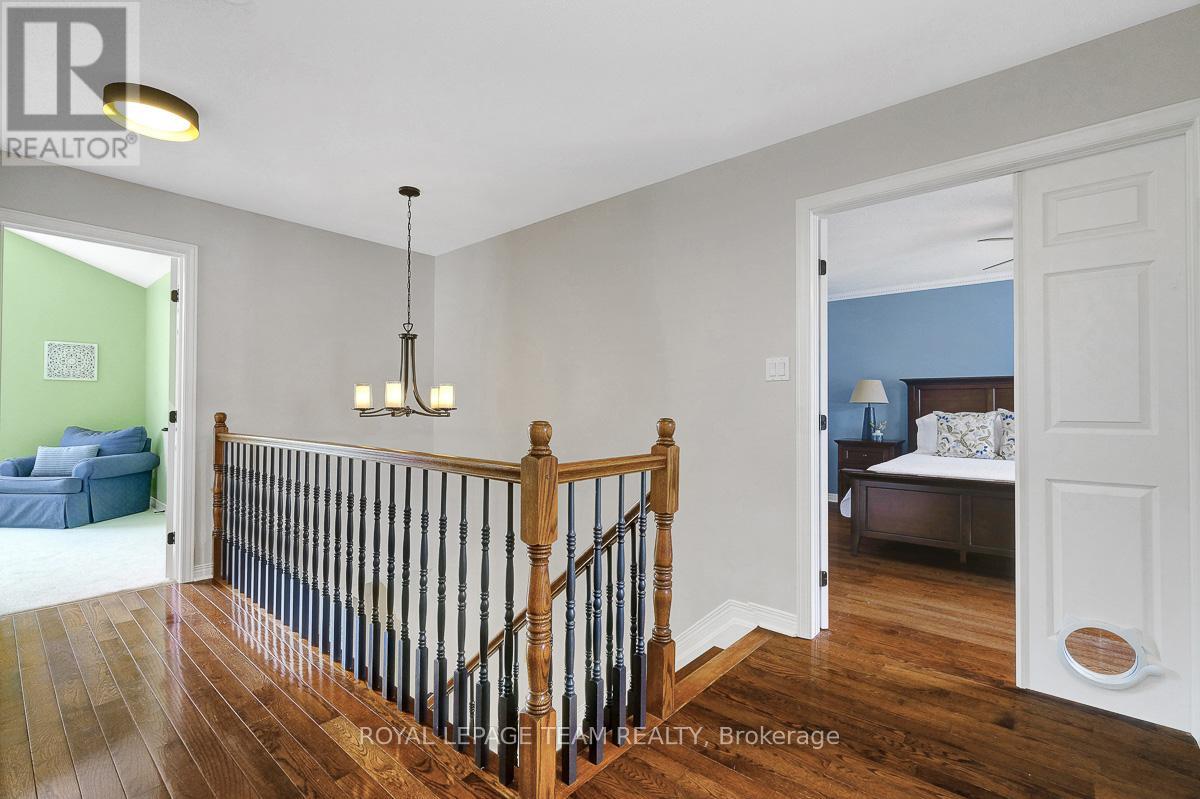 118 Oakfield Crescent, Ottawa, Ontario  K2J 5H6 - Photo 24 - X12785724