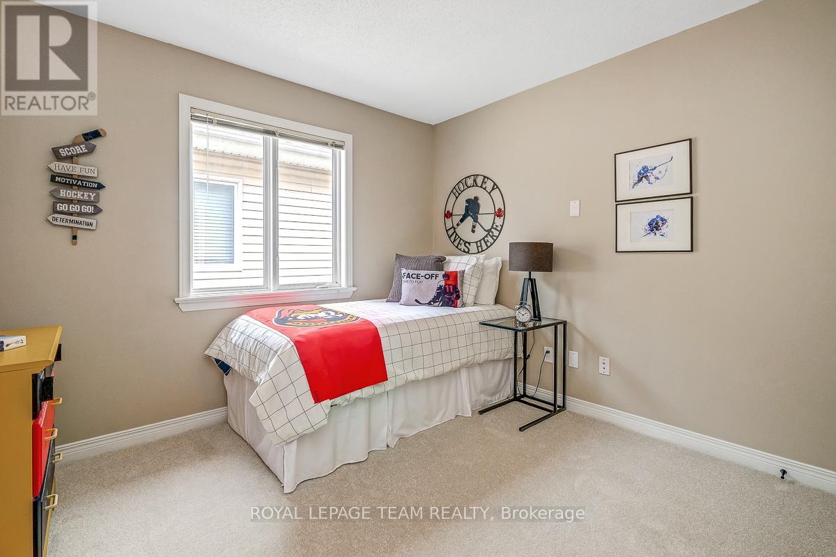 118 Oakfield Crescent, Ottawa, Ontario  K2J 5H6 - Photo 32 - X12785724