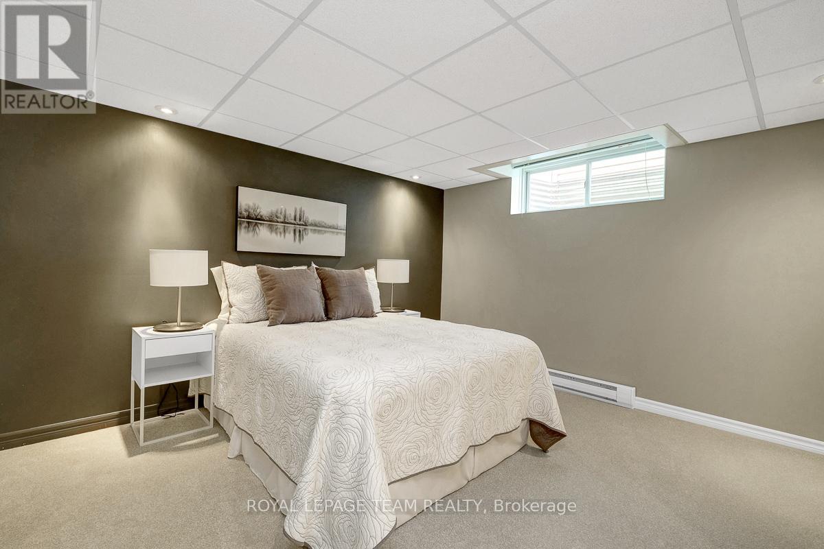 118 Oakfield Crescent, Ottawa, Ontario  K2J 5H6 - Photo 35 - X12785724