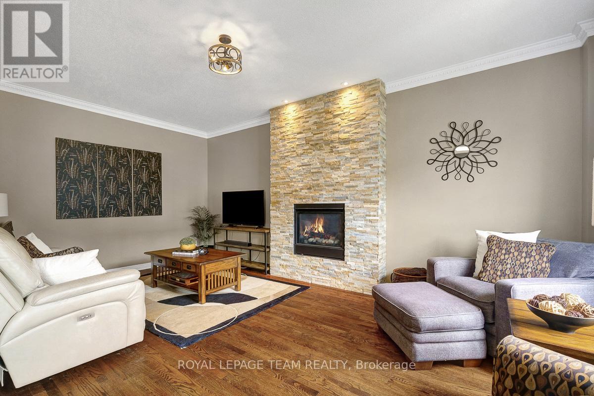 118 Oakfield Crescent, Ottawa, Ontario  K2J 5H6 - Photo 8 - X12785724