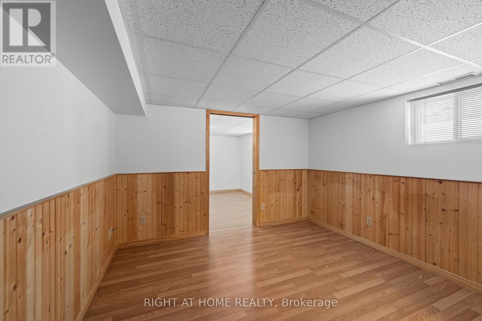 757 Dickens Avenue, Ottawa, Ontario  K1G 2X9 - Photo 34 - X12785736