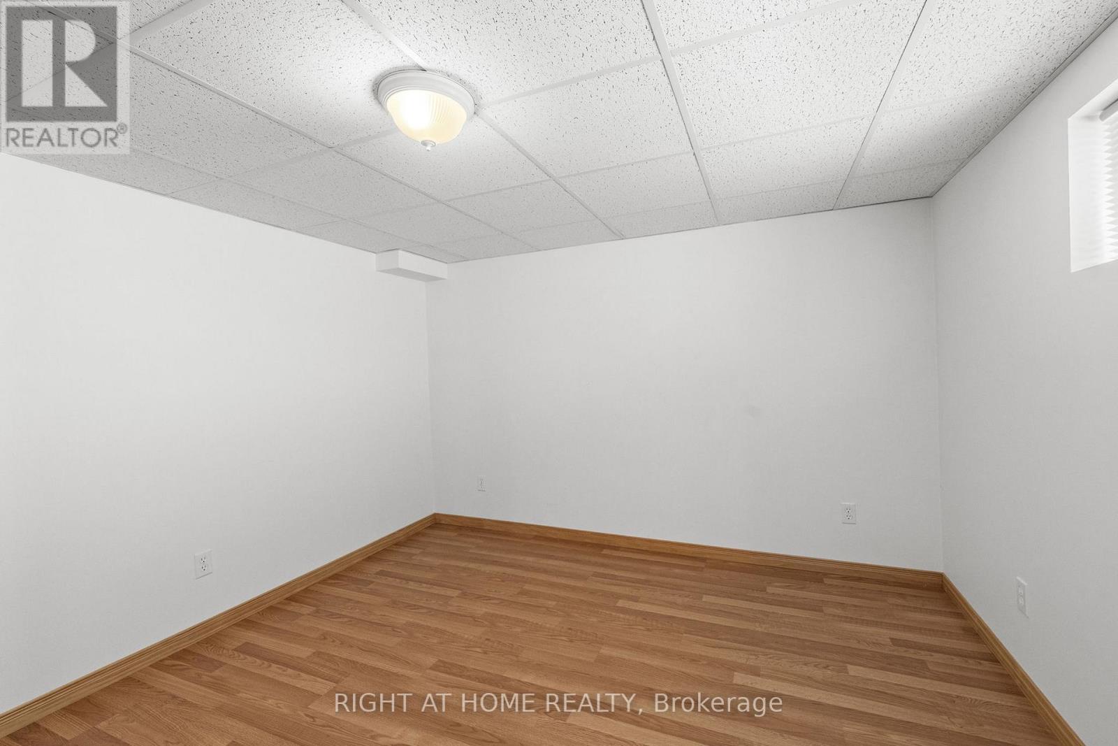 757 Dickens Avenue, Ottawa, Ontario  K1G 2X9 - Photo 37 - X12785736