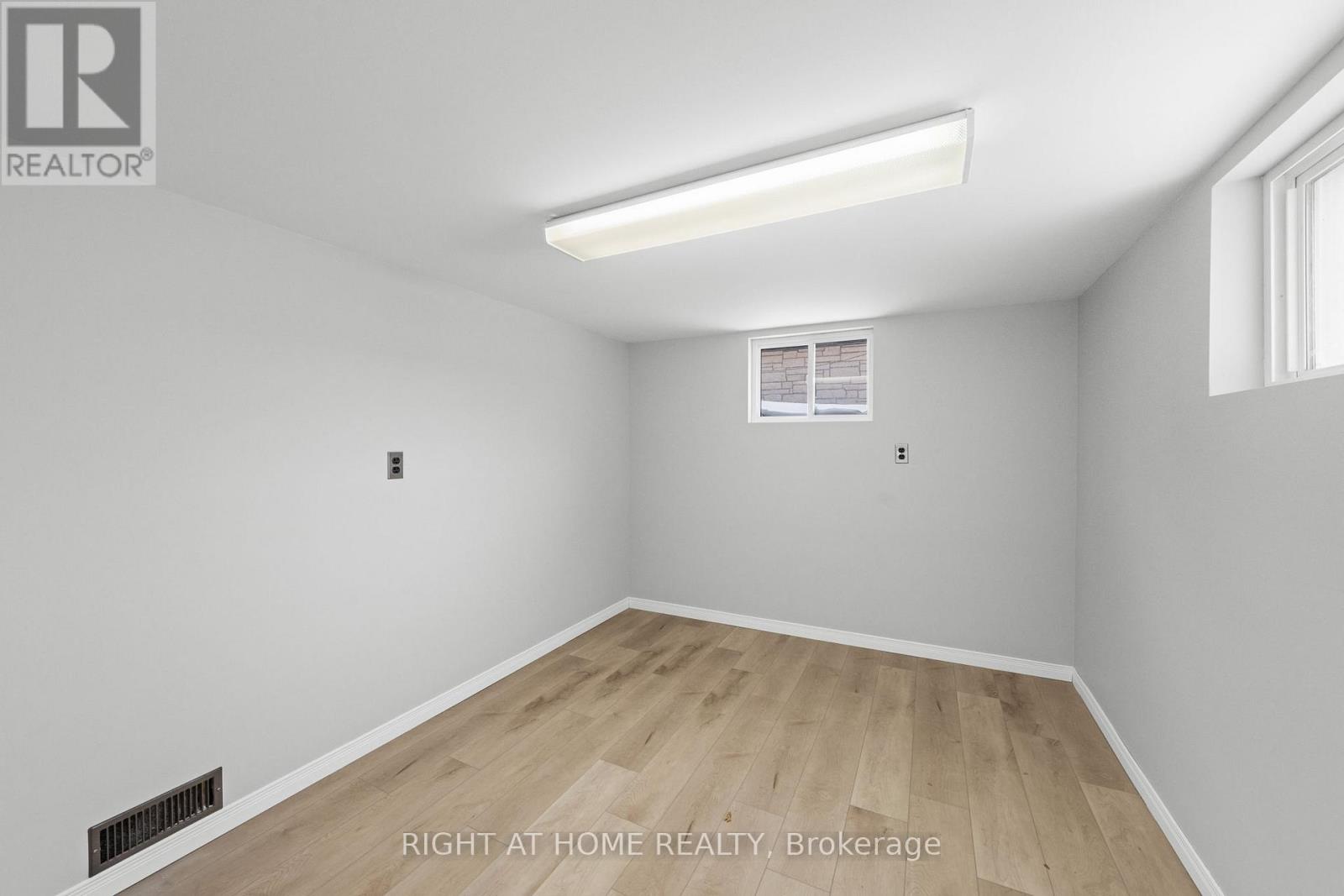 757 Dickens Avenue, Ottawa, Ontario  K1G 2X9 - Photo 42 - X12785736